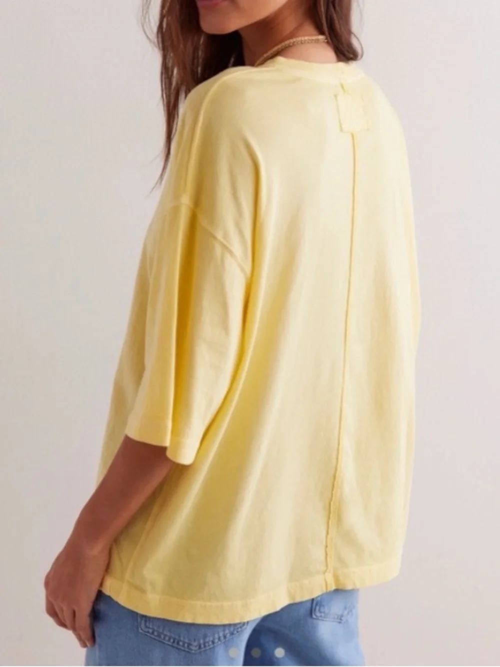 We The Free Women M Yellow Short Sleeve Perfect Oversized Crewneck Tee NWOT - Picture 2 of 13